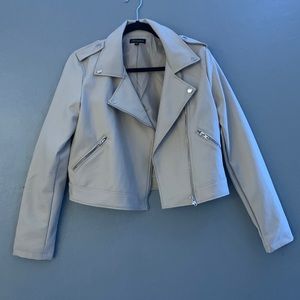 Beige leather zippered jacket